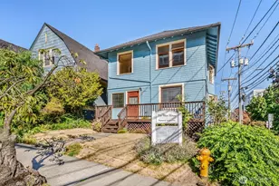700 Warren Ave N, Seattle, WA 98109 - Photo 2
