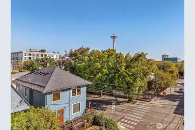 700 Warren Avenue N, Seattle, WA 98109 - Photo 36