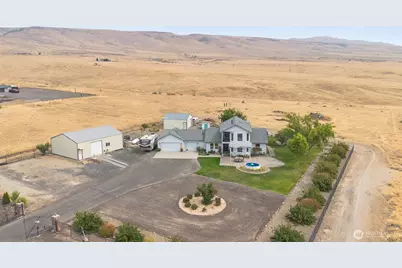 511 Saint Hilaire Road, Yakima, WA 98901 - Photo 2