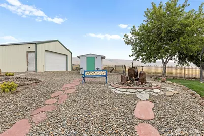 511 Saint Hilaire Road, Yakima, WA 98901 - Photo 40