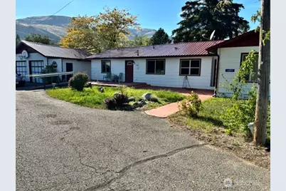 1601 Kernan Road, Oroville, WA 98844 - Photo 1