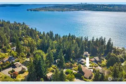 11925 73rd Place NE, Kirkland, WA 98034 - Photo 2