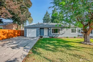 1126 Eighth St, Wenatchee, WA 98801 - Photo 2