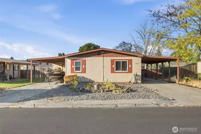 353 5th Avenue NE, Ephrata, WA 98823 - Photo 2