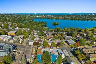 7111 Linden Ave N, Seattle, WA 98103 - Photo 38