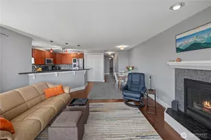 7111 Linden Ave N, Seattle, WA 98103 - Photo 4