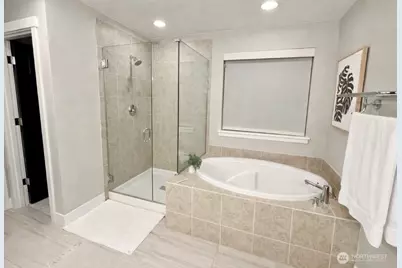 12916 136th Place NE, Kirkland, WA 98034 - Photo 22