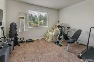 10610 130th St E, Puyallup, WA 98374 - Photo 32