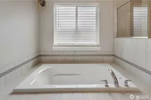 10610 130th St E, Puyallup, WA 98374 - Photo 28