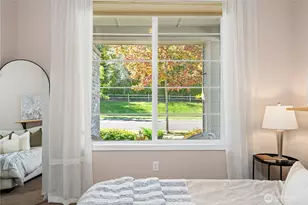 14509 Knoll Park Dr E, Bonney Lake, WA 98391 - Photo 16