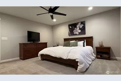 13419 196th Avenue E, Bonney Lake, WA 98391 - Photo 32