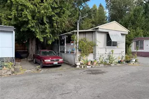 10515 Woodinville Dr, Bothell, WA 98011 - Photo 16