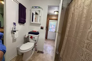 10515 Woodinville Dr, Bothell, WA 98011 - Photo 10