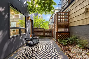 1710 Dexter Ave N, Seattle, WA 98109 - Photo 10