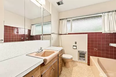 22545 10th Avenue S, Des Moines, WA 98198 - Photo 18
