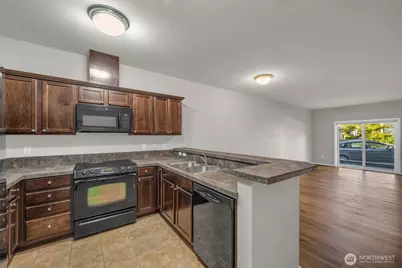 1731 10th Avenue NE #B105, Issaquah, WA 98029 - Photo 10