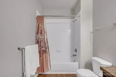 1731 10th Avenue NE #B105, Issaquah, WA 98029 - Photo 20