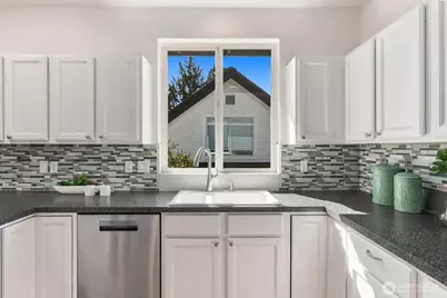 5622 46th Avenue SW, Seattle, WA 98136 - Photo 10