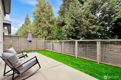 201 4th Court S #15, Kirkland, WA 98033 - Photo 32