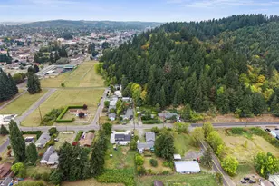 612 E Summa St, Centralia, WA 98531 - Photo 38