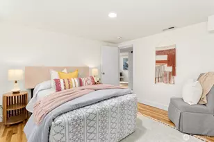 4329 5th Ave NE, Seattle, WA 98105 - Photo 22