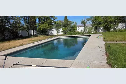 8601 Scenic Drive, Yakima, WA 98908 - Photo 34