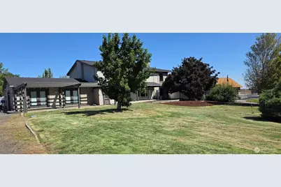 8601 Scenic Drive, Yakima, WA 98908 - Photo 32