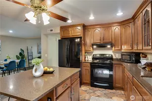1301 NW Slate Ln, Silverdale, WA 98383 - Photo 16