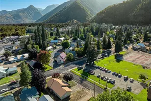 200 Central Ave, Leavenworth, WA 98826 - Photo 4