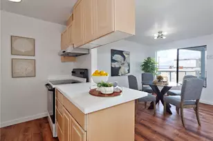 2104 Alki Ave SW, Seattle, WA 98116 - Photo 6