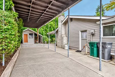19501 1st Ave SE, Bothell, WA 98012 - Photo 16