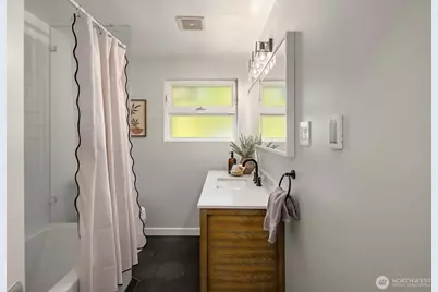 506 N 141st Street, Seattle, WA 98133 - Photo 22