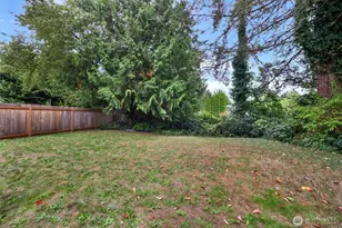 13732 A Corliss Ave N, Seattle, WA 98133 - Photo 30