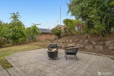 9612 55th Avenue S, Seattle, WA 98118 - Photo 14