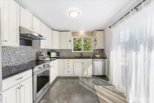 1351 S Highland Ave, Tacoma, WA 98465 - Photo 10