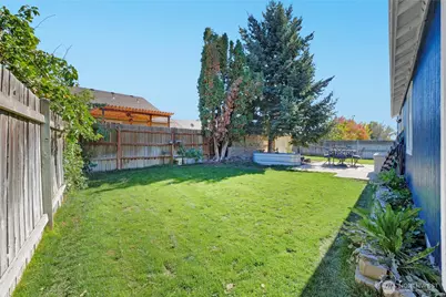 1421 S Cougar Drive, Moses Lake, WA 98827 - Photo 26