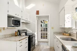 5208 36th Ave NE, Seattle, WA 98105 - Photo 12
