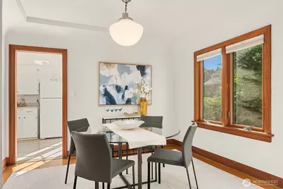 5208 36th Avenue NE, Seattle, WA 98105 - Photo 10