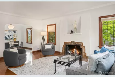 5208 36th Avenue NE, Seattle, WA 98105 - Photo 6