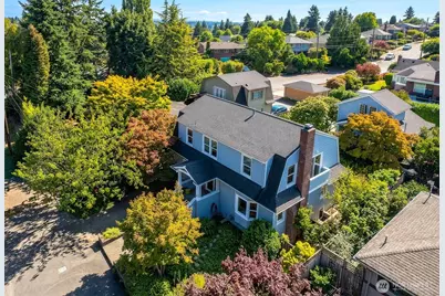 2815 NW 96th Street, Seattle, WA 98117 - Photo 2