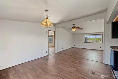 2931 5th Street NE, East Wenatchee, WA 98802 - Photo 18