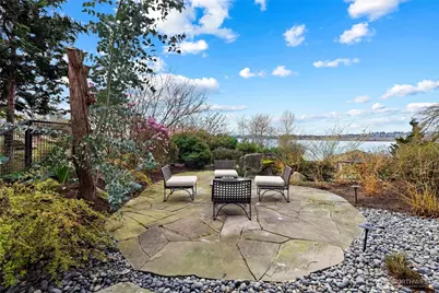 919 6th Street W, Kirkland, WA 98033 - Photo 4