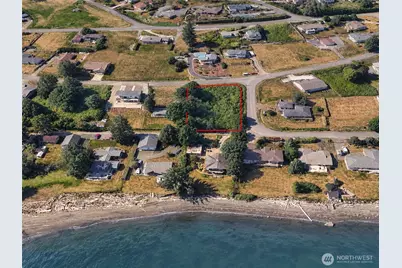 651 E Maplewood Loop, Oak Harbor, WA 98277 - Photo 24