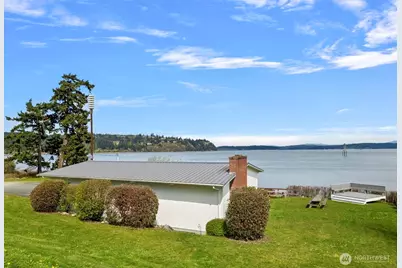 651 E Maplewood Loop, Oak Harbor, WA 98277 - Photo 6