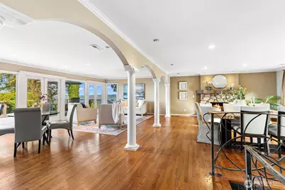 11912 Marine View Drive, Edmonds, WA 98026 - Photo 12