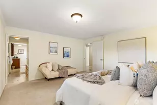 11912 Marine View Dr, Edmonds, WA 98026 - Photo 32