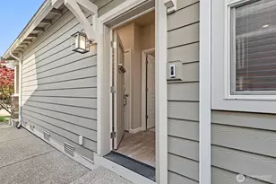 32800 Ash Ave SE, Black Diamond, WA 98010 - Photo 16