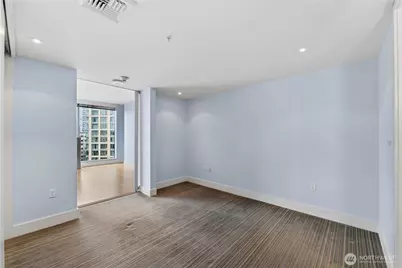820 Blanchard Street #904, Seattle, WA 98121 - Photo 10