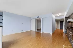 820 Blanchard St, Seattle, WA 98121 - Photo 20