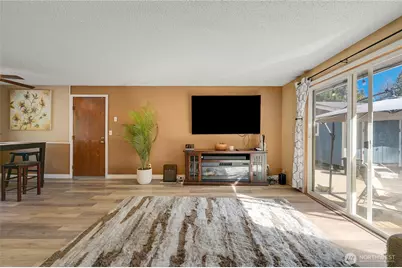 6910 E Cascade Drive, Port Orchard, WA 98366 - Photo 16